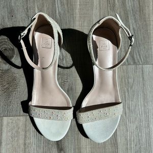DB Studio Allover Iridescent Pearl Low Block Heel Sandals